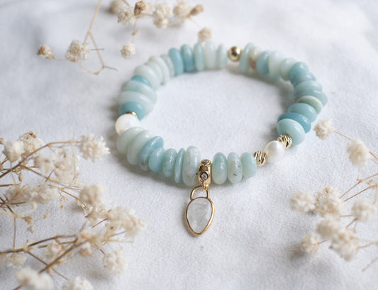 PERFECTLY ME Amazonite, Freshwater Pearl, Mother of Pearl and Rainbow Moonstone Charm Bracelet